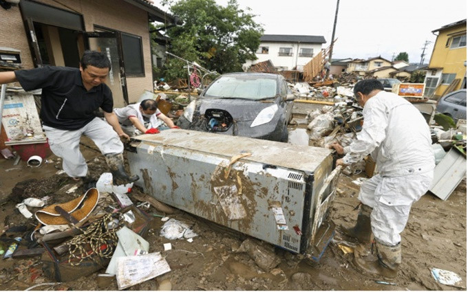 Mưa dữ dội tại miền trung Nhật Bản, 220 nghìn người phải sơ tán -0