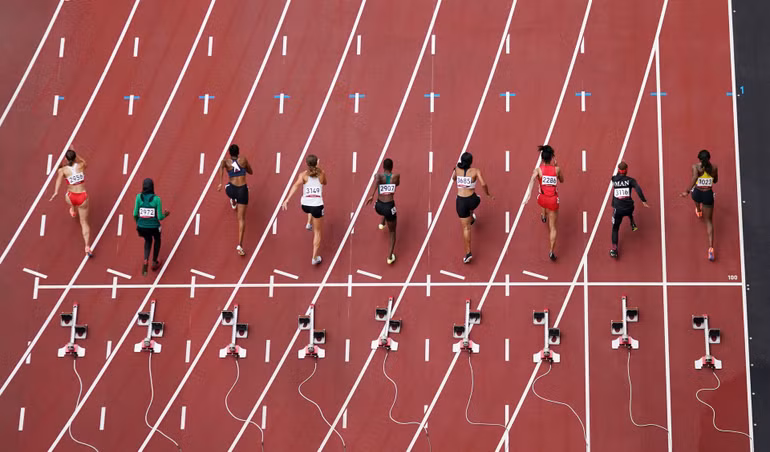 Kình ngư Nam Phi phá kỷ lục thế giới 200m bơi ếch nữ -0