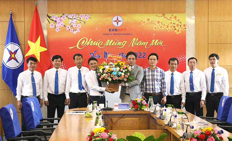 Giữ vững mạch truyền tải khu vực nam Trung Bộ -0