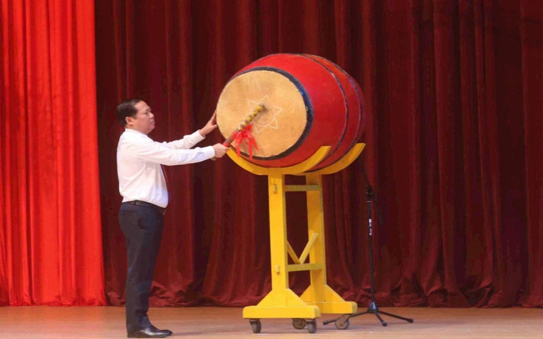 Bình Định: Khai giảng năm học mới bằng hình thức truyền hình trực tiếp -0