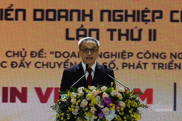 Thứ trưởng TT-TT Phan Tâm đọc thư của Thủ tướng Nguyễn Xuân Phúc gửi cộng đồng doanh nghiệp công nghệ số Việt Nam. Sứ mệnh