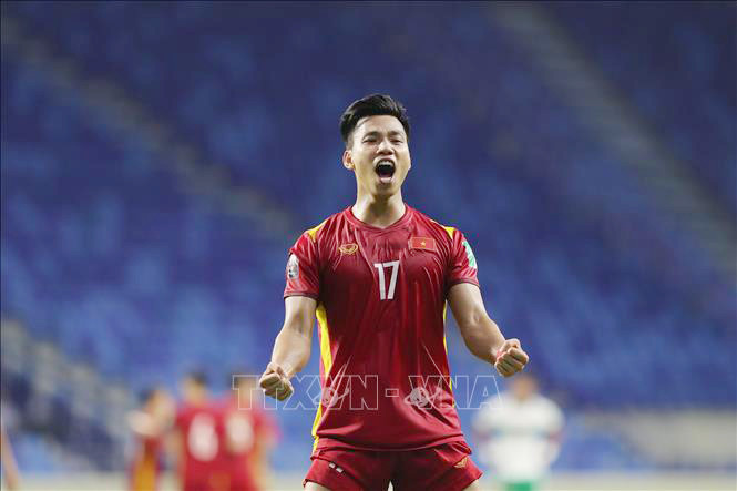 Việt Nam thắng Indonesia 4-0, Quang Hải ghi siêu phẩm -0