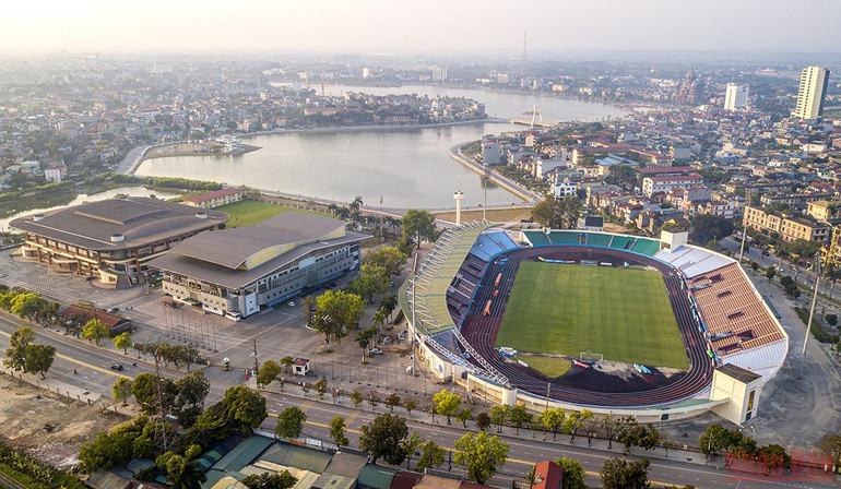 Tại lễ khởi động cùng SEA Games 31, Ban Tổ chức đã công bố Phú Thọ là địa phương đăng cai môn bóng đá nam tại SEA Games 31, trong đó Sân vận động Việt Trì chính là nơi sẽ diễn ra các trận đấu của U23 Việt Nam. “Chảo lửa” Việt Trì sẵn sàng cho SEA Games 31 -0