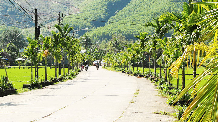 Chuyện bên dòng Cu Đê -0