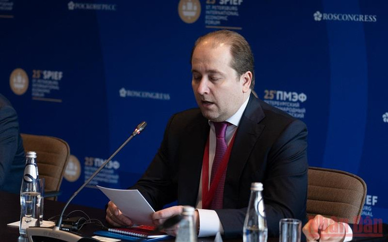 Ông Ivan Polyakov khẳng định, đối với Nga và EAEU, xây dựng quan hệ tương tác với các nước ASEAN là một trong những hướng đầy triển vọng. (Ảnh: THANH THỂ) Tăng cường hợp tác nhiều mặt giữa EAEU và ASEAN -0