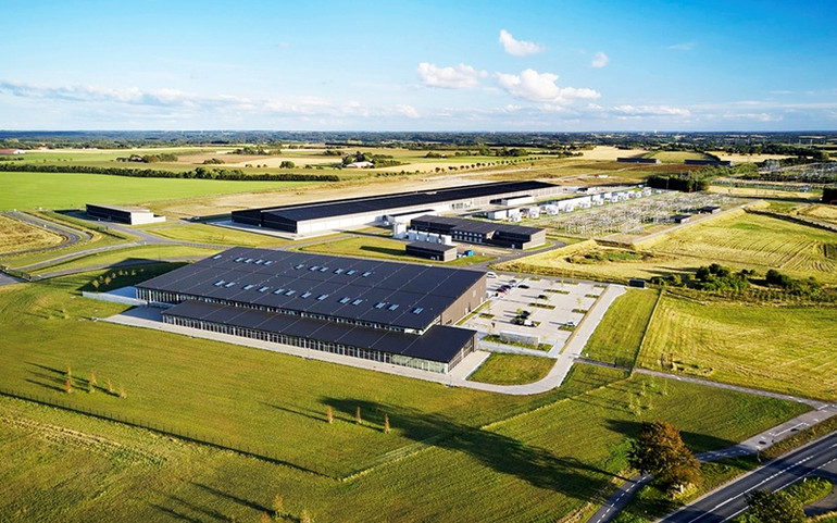 Apple mở rộng sản xuất năng lượng xanh tại châu Âu -0