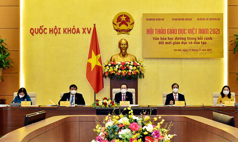 Nâng cao nhận thức, hoàn thiện quy chế về xây dựng văn hóa học đường -0