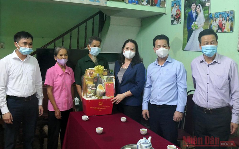 Phó Chủ tịch nước Võ Thị Ánh Xuân làm việc tại Hà Giang -0