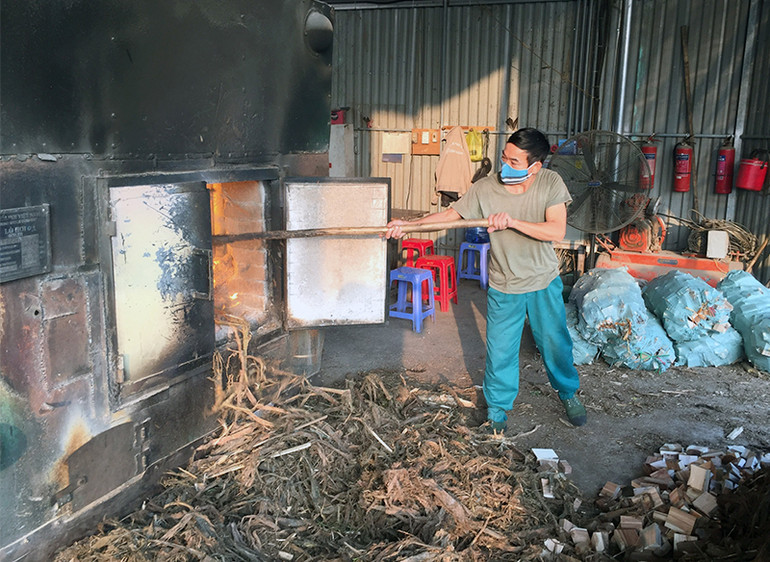 Bị đình chỉ hoạt động, doanh nghiệp vẫn tiếp tục xả thải -0