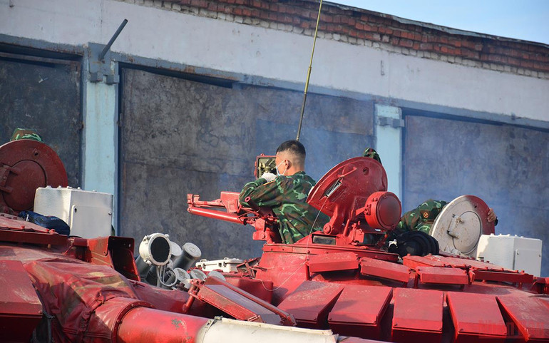 Cận cảnh 4 chiếc xe tăng màu đỏ của đội tuyển Việt Nam tại Army Games 2021 -3