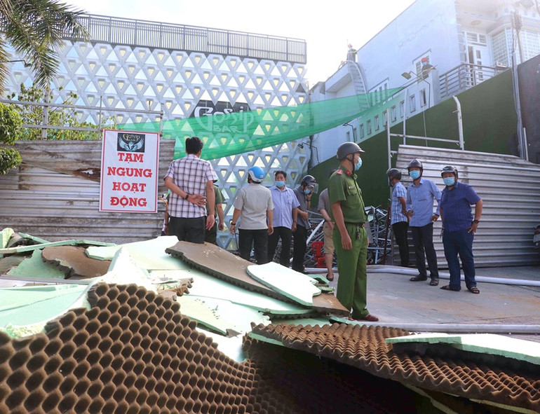 Cháy lớn tại một quán bar ở Cà Mau -3