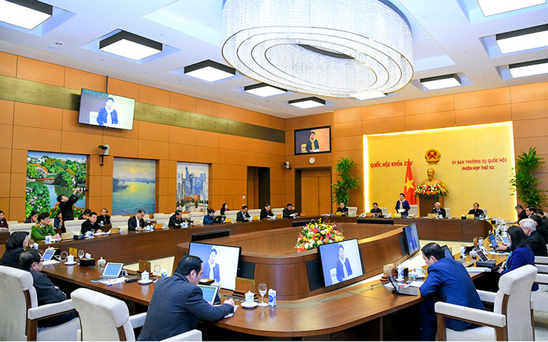 Loại khỏi danh sách ứng cử đại biểu Quốc hội, đại biểu HĐND đối với người có tỷ lệ tín nhiệm không đạt hơn 50% -0