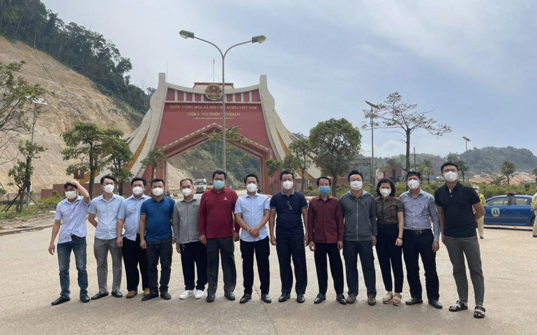 Nghĩa tình Quảng Bình trên tuyến đầu chống dịch Covid-19 tại Khammouane -0