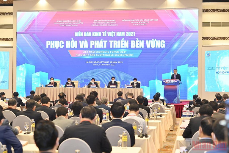 Nhiều ý kiến tâm huyết, thiết thực trong việc phục hồi và phát triển kinh tế-xã hội tại Diễn đàn Kinh tế Việt Nam 2021 -0