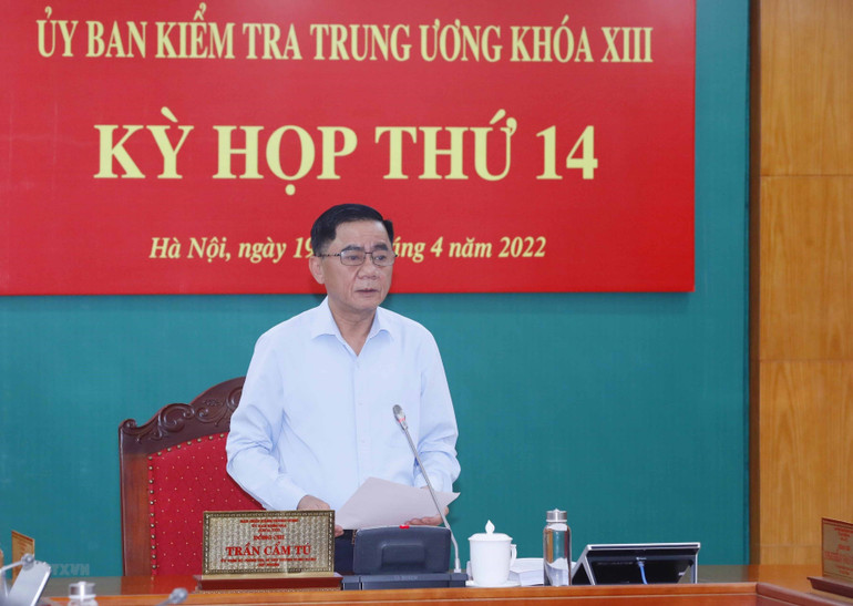 Đồng chí Trần Cẩm Tú, Ủy viên Bộ Chính trị, Bí thư Trung ương Đảng, Chủ nhiệm Ủy ban Kiểm tra Trung ương chủ trì Kỳ họp. (Ảnh: TTXVN) Ủy ban Kiểm tra Trung ương xem xét sai phạm tại Saigon Co.op, Tỉnh ủy Bình Thuận -0