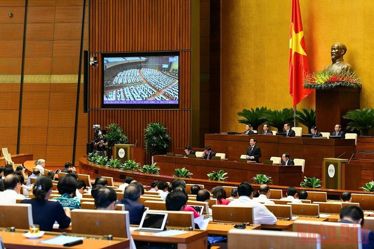 Quang cảnh phiên chất vấn nhóm vấn đề thuộc lĩnh vực giao thông vận tải chiều 9/6. (Ảnh: KHOA NGUYÊN) Ưu tiên bố trí nguồn lực hoàn thành tuyến đường cao tốc Bắc-Nam -0