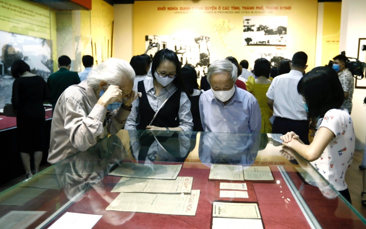 Khai mạc Trưng bày chuyên đề “Ngày Độc lập 2-9” -0