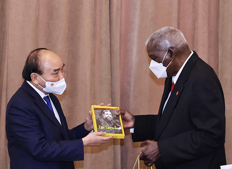 Chủ tịch nước Nguyễn Xuân Phúc hội kiến Chủ tịch Quốc hội Cuba -0