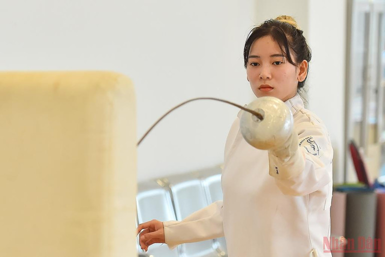 Đấu kiếm Việt Nam nỗ lực vượt khó -0