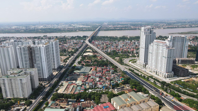 Cận cảnh “đại công trường” sửa chữa, nâng cấp mặt cầu Thăng Long -0