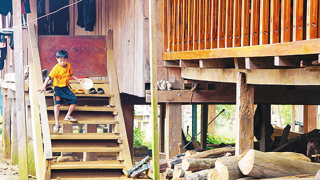 Làng Ba Na giữa đại ngàn Trường Sơn ảnh 3 Làng Ba Na giữa đại ngàn Trường Sơn ảnh 3