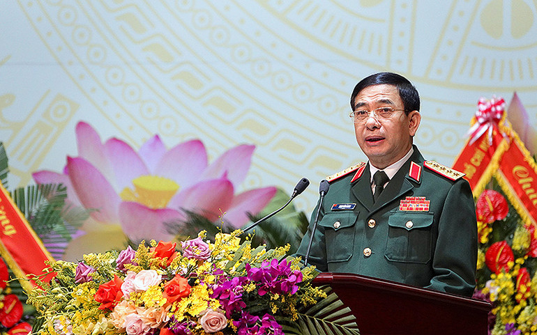 Đại tướng Phan Văn Giang phát biểu ý kiến tại buổi lễ. Càng ở nơi gian khổ, càng có nhiều cống hiến và hy sinh của tuổi trẻ quân đội -0
