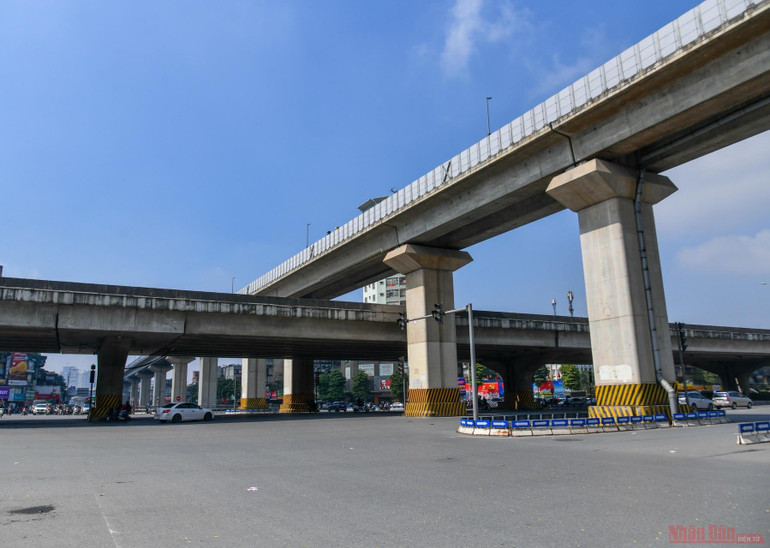Giao thông thông thoáng từ trung tâm thành phố đến các cửa ngõ Thủ đô -1