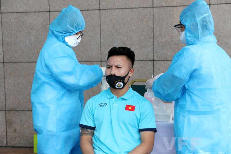 ĐT Việt Nam hội quân, khẩn trương xét nghiệm Covid-19 -0