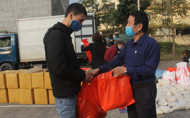 Xuân ấm của những người thợ mỏ -0