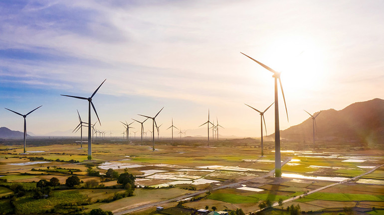 Huy động mọi nguồn lực đầu tư phát triển điện, bảo đảm cân đối cung cầu -0