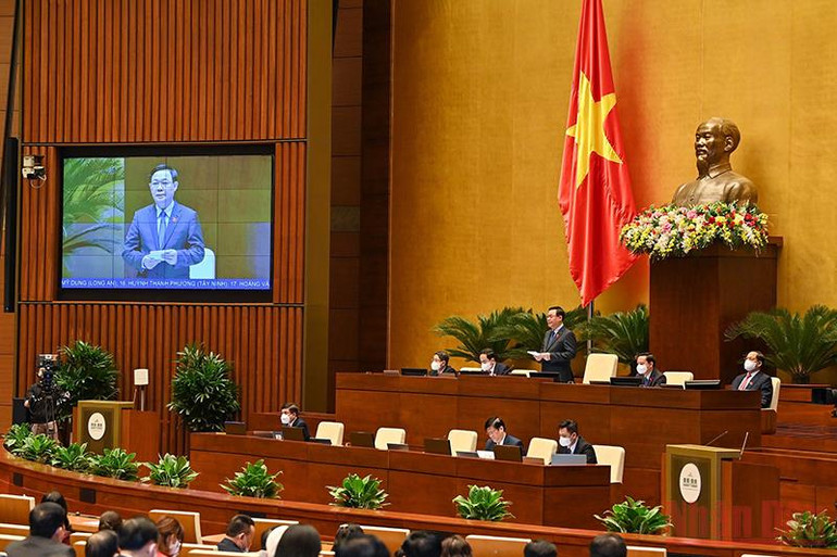 Chủ tịch Quốc hội Vương Đình Huệ chủ trì phiên chất vấn đầu tiên của nhiệm kỳ Quốc hội khóa XV -0