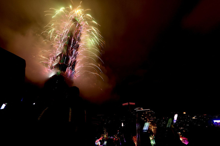 [Cập nhật] Thế giới chào năm mới 2022 trong bối cảnh thắt chặt quy định phòng, chống dịch Covid-19 -0