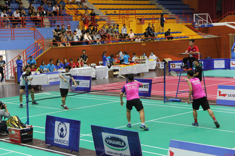 Bế mạc Giải cầu lông Học sinh - Sinh viên TP Hà Nội -0