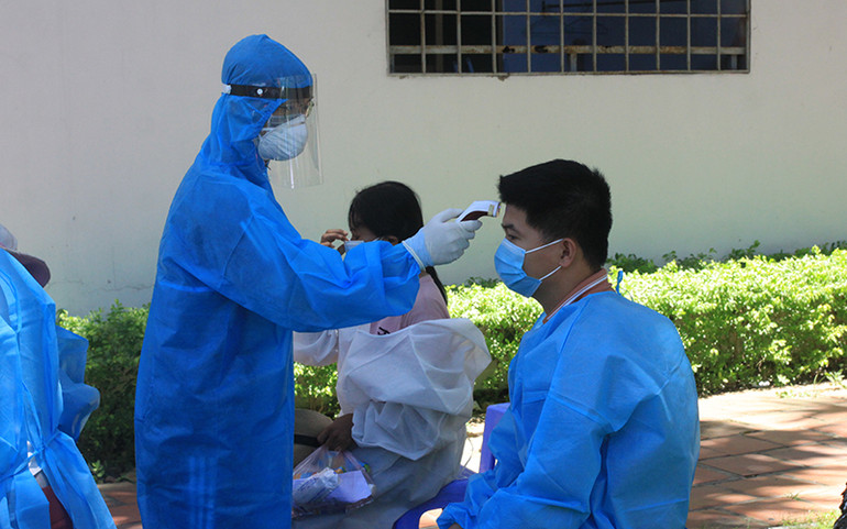 Thái Bình đón 204 công dân từ tỉnh Bắc Giang về địa phương -0