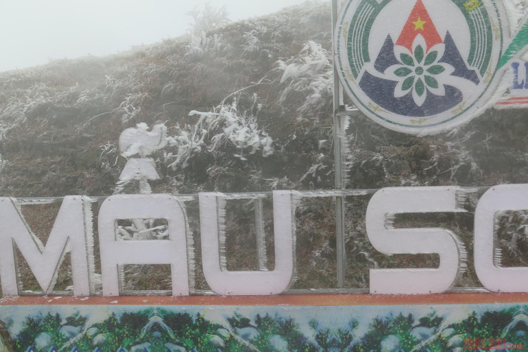 Mẫu Sơn nhiệt độ giảm âm 3,4 độ C -0