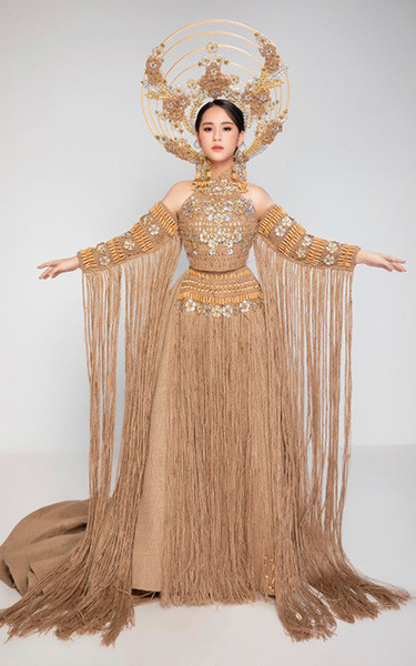 Vũ Huyền Diệu mang trang phục “Việt Nam- Rừng vàng biển bạc” dự Miss Eco Teen Interrnational -0