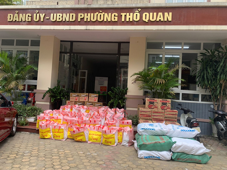 Khi đảng viên tiên phong đồng hành chống dịch -0