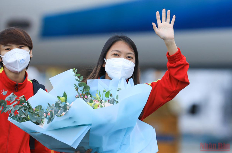 Tuyển nữ Việt Nam về nước, khép lại hành trình giành vé dự World Cup -0