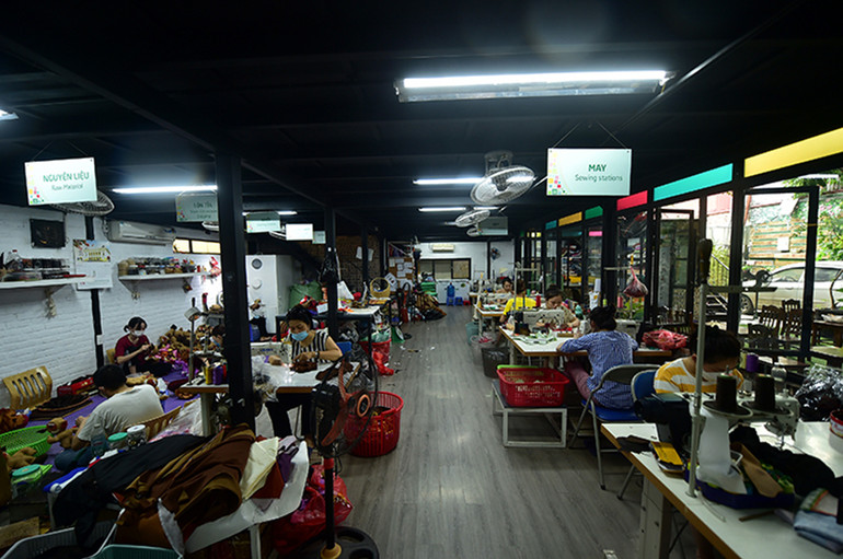 Hàng trăm chú Sao La nhồi bông đồng hành cùng SEA Games 31  -0