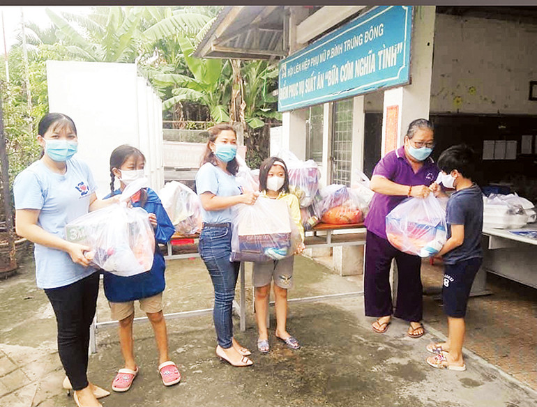 Bếp ăn tình thương giữa mùa dịch -0