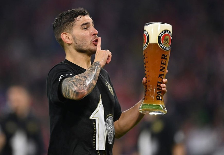 Cận cảnh Bayern Munich làm điều chưa từng có trong lịch sử -0