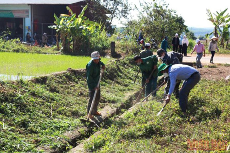 Kon Tum phát động ra quân xây dựng Nông thôn mới -0
