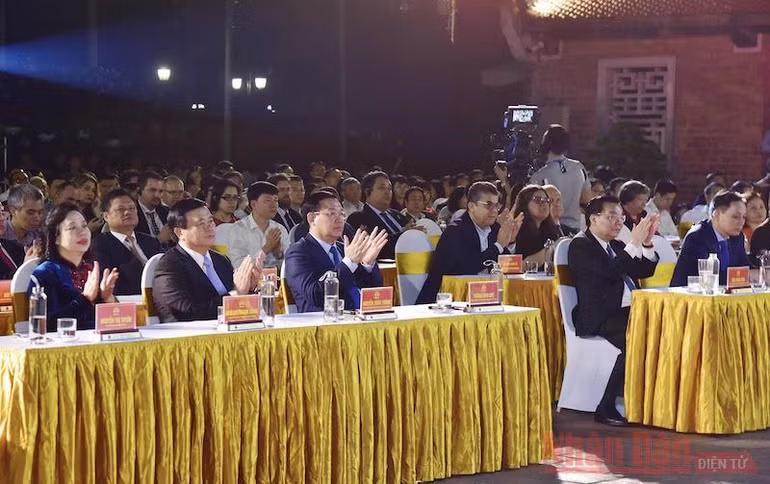 Hà Nội kỷ niệm 650 năm ngày mất thầy giáo Chu Văn An (1370-2020) -0