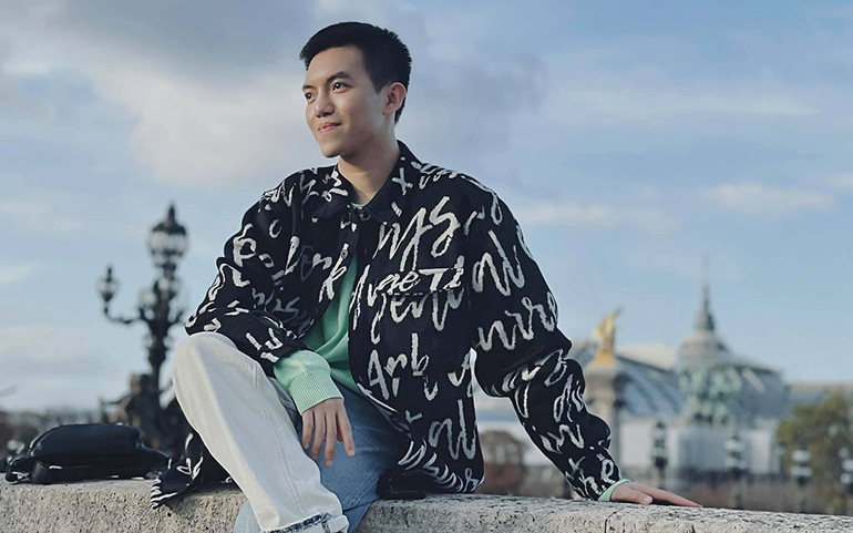 Nhà thiết kế Việt trình diễn bộ sưu tập tại Tuần lễ thời trang Milan ảnh 6 Nhà thiết kế Việt trình diễn bộ sưu tập tại Tuần lễ thời trang Milan -0