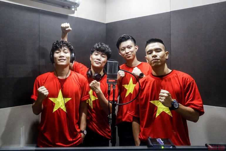 “Chúng tôi tin tưởng Let’s Shine là tiết mục xứng tầm quốc tế” -0