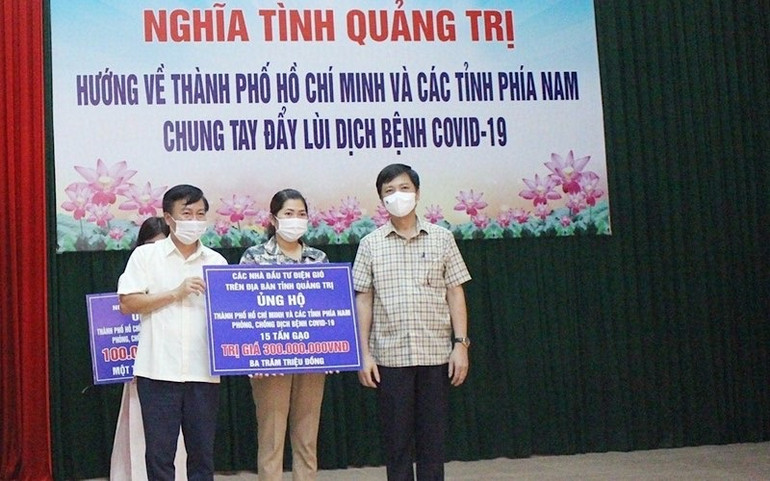 Yêu thương đong đầy với người dân TP Hồ Chí Minh -0