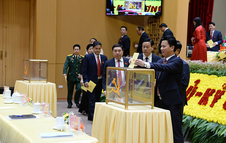 Hà Giang khai mạc Đại hội Đại biểu Đảng bộ lần thứ 17 -0