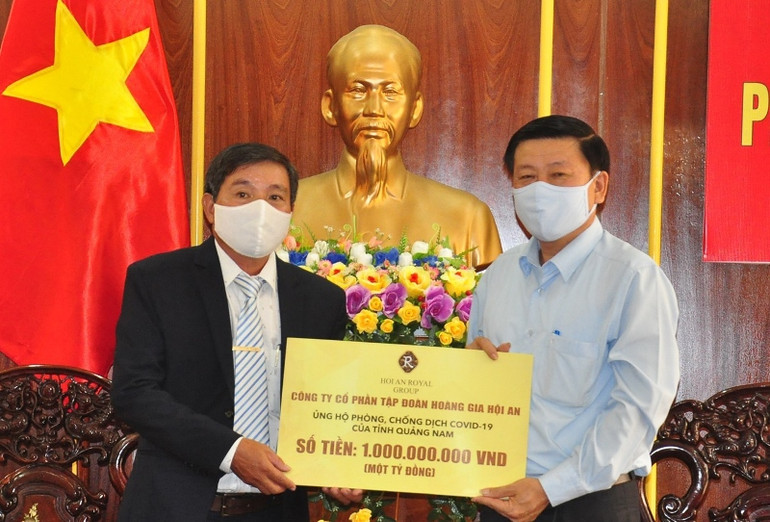 Hỗ trợ máy thở, khẩu trang chống dịch Covid-19 -0