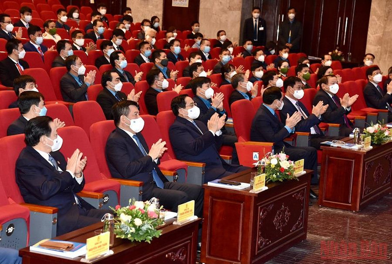 Thủ tướng dự Chương trình tôn vinh “75 nghìn sáng kiến, vượt khó, phát triển”, -1