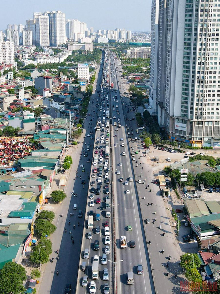 Người dân trở lại Thủ đô sau kỳ nghỉ lễ -0